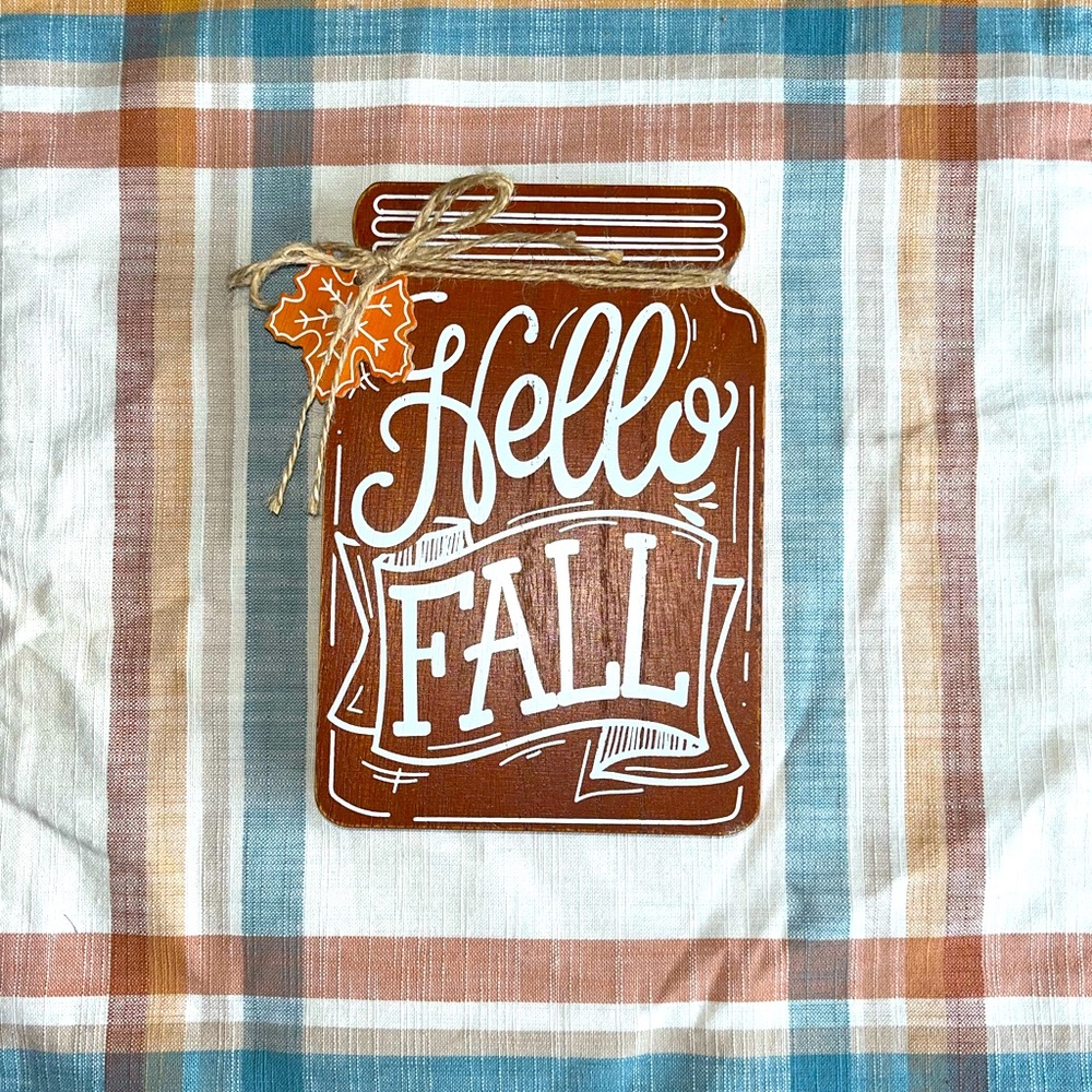 Hello Fall Sign
